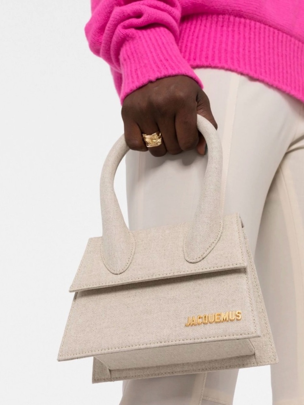 Jacquemus  in beige with gold logo bag Medium Size In Excellent Condition.